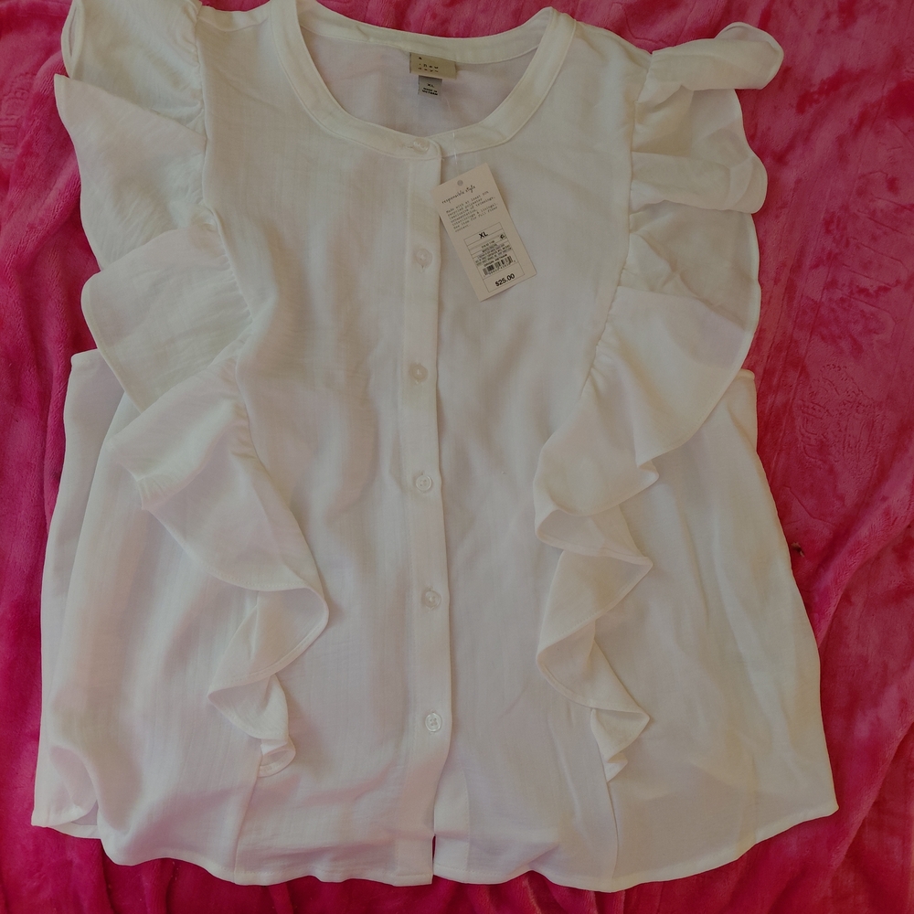 White Ruffle Button-Up Blouse XL Nwt